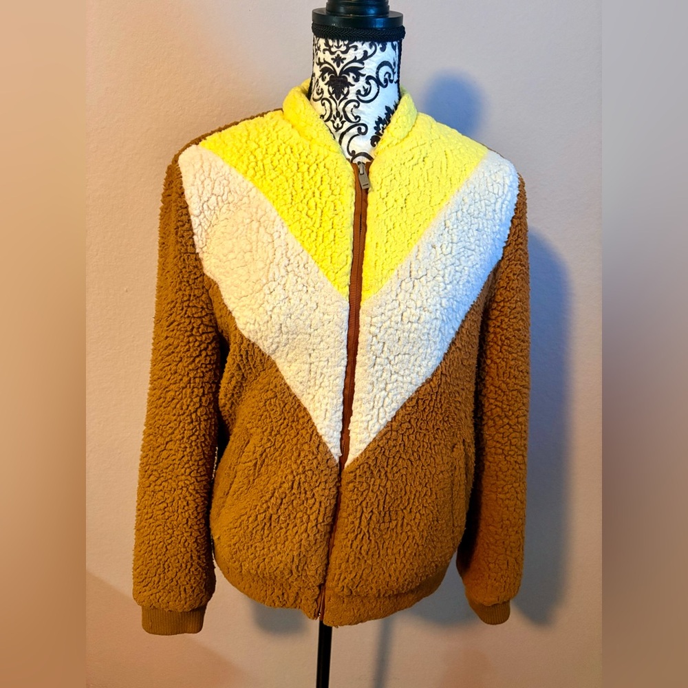 UGG Annalise Teddy Bear Sherpa Jacket - Picture 2 of 8